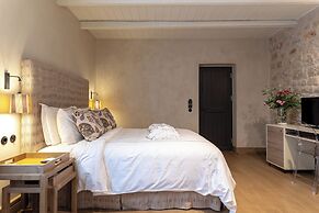 Alistos Hotel