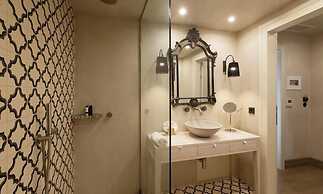 Alistos Hotel