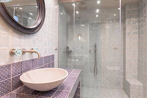 Alistos Hotel