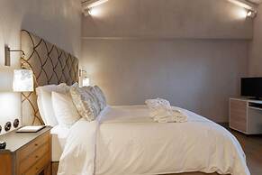 Alistos Hotel