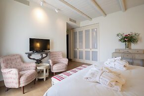 Alistos Hotel