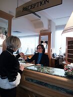 Hotel Capital
