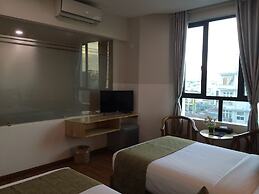Gold Leaf Hotel