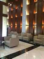 Gold Leaf Hotel