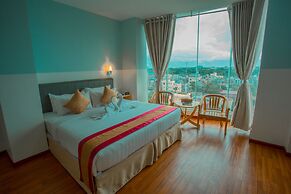 Gold Leaf Hotel