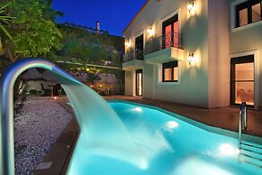 Adam & Eve Villas