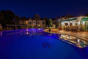 Rebin Beach Hotel