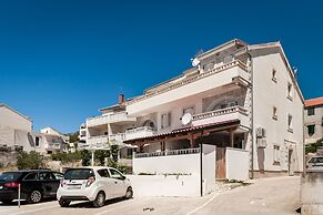 Sunset Apartments