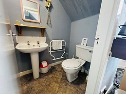 Homesly The George Hotel