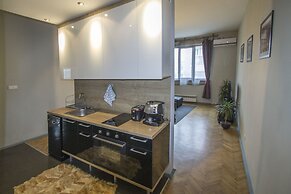 Popa Apartment