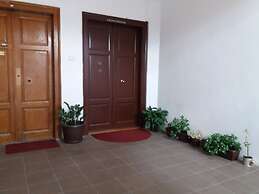 Valenti Rooms
