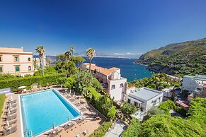 Hotel Aequa
