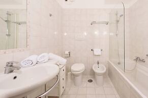 Hotel Aequa