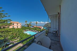 Hotel Aequa