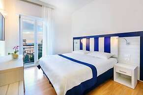 Hotel Aequa