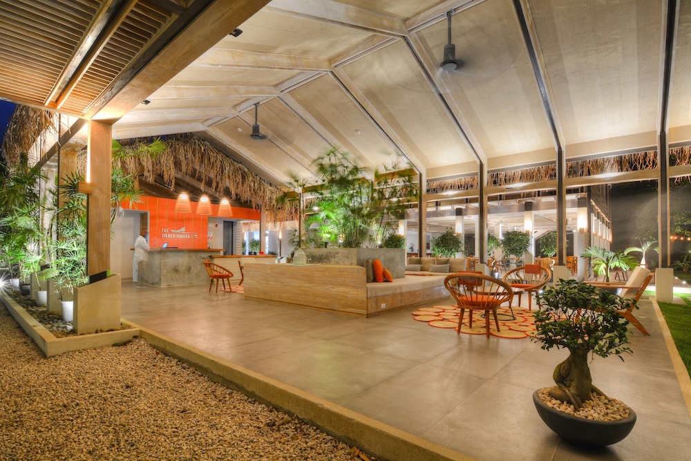 The Gilded Iguana Surf Hotel