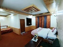 CS Shhandella Hotel