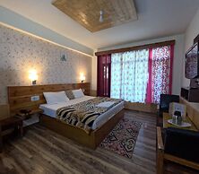 CS Shhandella Hotel