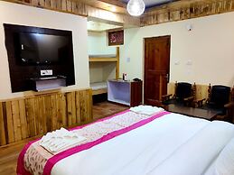 CS Shhandella Hotel