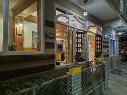 CS Shhandella Hotel