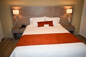 California Comfort and Suites