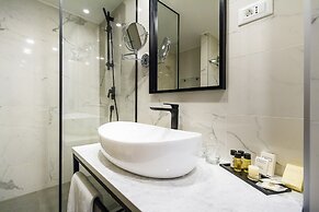 DeZign Apartments