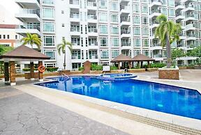 Max Stays Max Style at Parkside Villas