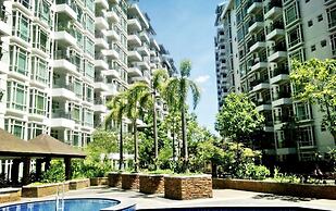 Max Stays Max Style at Parkside Villas
