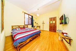 Summer Flowers Inn