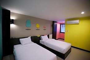 Pentahug Hotel