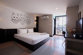 Pentahug Hotel