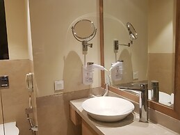 Singhania Sarovar Portico Raipur
