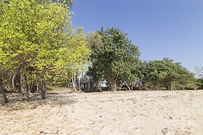 Cashew Cashew Villa