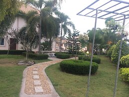 EEd Amata Resort
