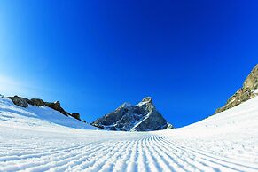 Saint Hubertus Resort