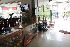 C30 Glory Hotel