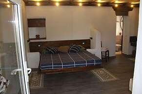 LeAmorine White House B&B