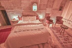 Mosaic Cave Hotel