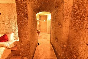 Mosaic Cave Hotel