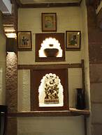 Raj Mandir Boutique Home Stay