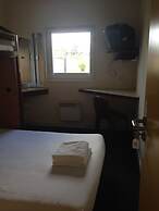 Metro Inns Falkirk