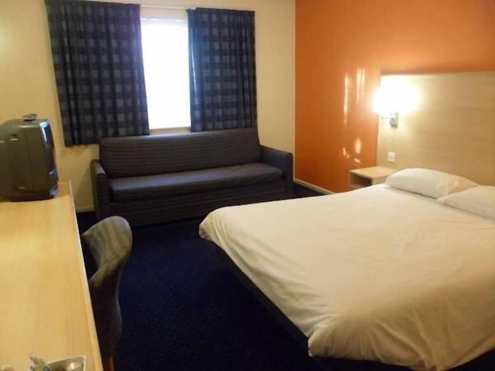 Metro Inns Huddersfield