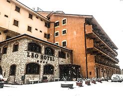 Leo Hotel