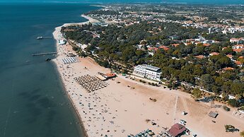 Karakas Hotel