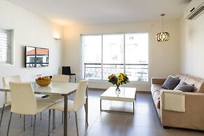 Full Comfort near Beach by FeelHome