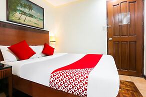 Royale Parc Inn & Suites