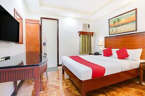 Royale Parc Inn & Suites