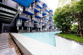 The Deck Patong