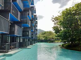 The Deck Patong
