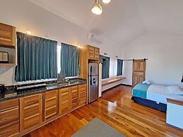Sea Towers Hotel